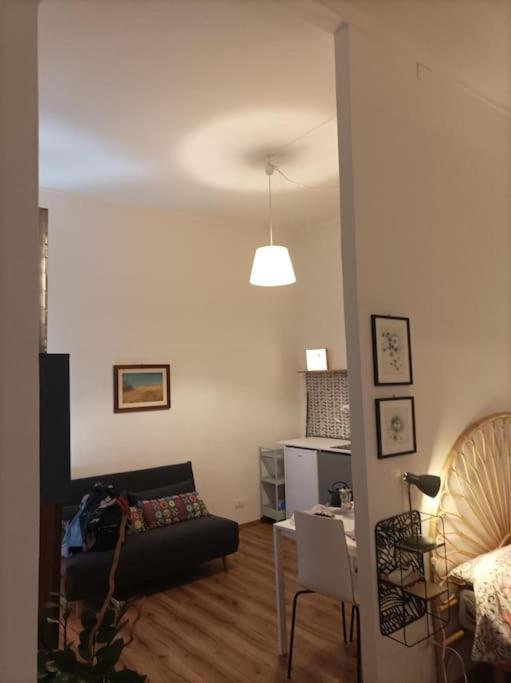 Pane E Tulipani, Cozy Apartment Near City Center Turim Exterior foto